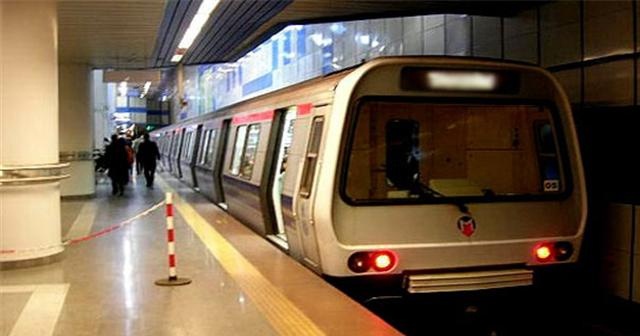 İstanbul&#039;da metro seferleri 21.00&#039;de sona erdi