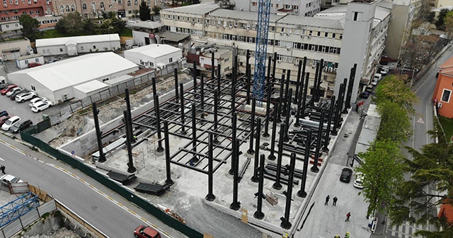 İstanbul Tıp Fakültesi’nde yeni binaların yapımı devam ediyor