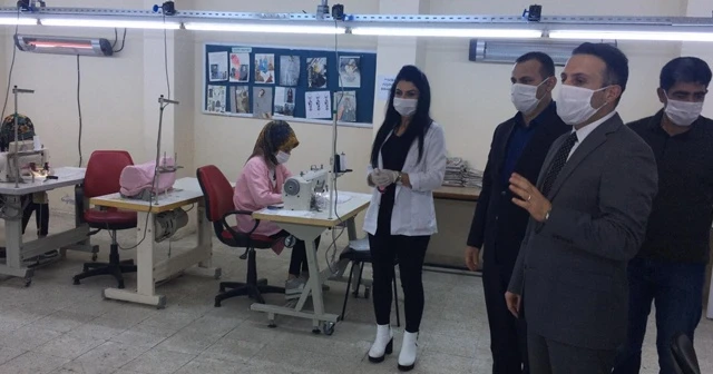 Kahta’da 10 bin koruyucu maske üretimine başlanıldı