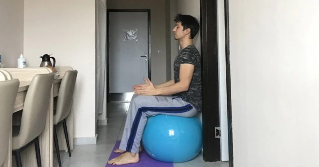 Karantinadaki öğrencilere pilates topu