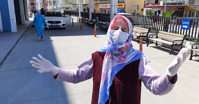 Koronavirüsü yenen 70 yaşındaki kadın: “Virüs beni yıkacaktı. Ben virüsü yıktım”