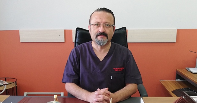 Kovid-19&#039;u yenen profesör doktor yeniden göreve başladı