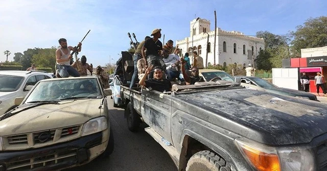 Le Monde: Türk SİHA'ları Libya'da güç dengesini Hafter aleyhine değiştiriyor