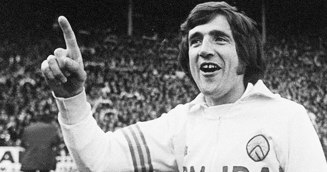 Leeds United'ın efsanesi korona virüsten vefat etti