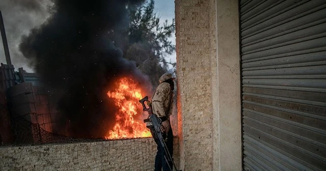 Libya&#039;da hükümet güçlerinden Hafter milislerine yakıt ikmaline hava harekatı