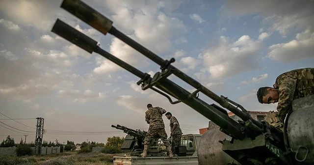 Libya hükümeti askeri birlikleri Hafter milislerine ait savaş helikopterini düşürdü
