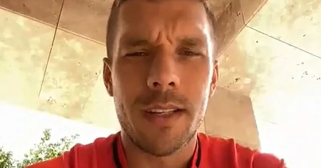 Lukas Podolski’den gençlere tavsiyeler