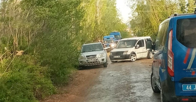 Malatya’da aile içi silahlı kavga: 1’i ağır 3 yaralı