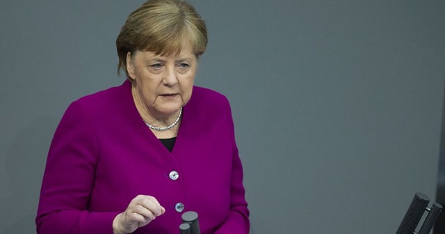 Merkel: Almanya&#039;nın AB dönem başkanlığı planladığımızdan farklı geçecek