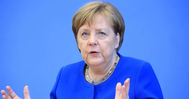 Merkel’den Kovid-19 salgınıyla mücadelede "uluslararası iş birliği" çağrısı
