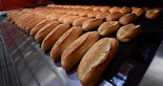 Mersin Valiliğinden ücretsiz ekmek dağıtımı açıklaması