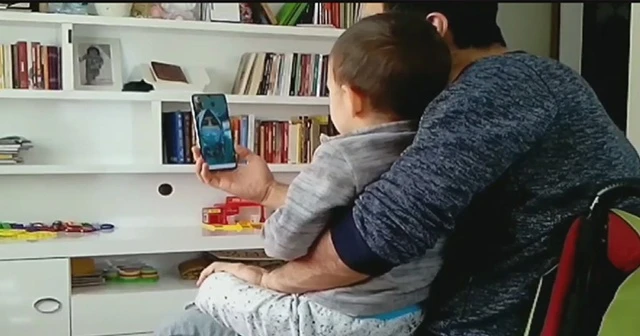 Minik Muhammed’den özlediği sağlıkçı annesine “Ne olur gel” ısrarı