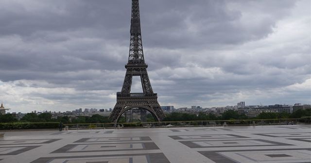 Paris sokaklarında korona sessizliği