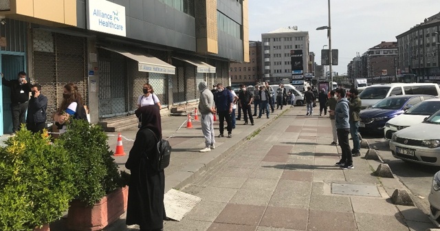 Polislerden sosyal mesafe ve sokağa çıkma kısıtlaması denetimi