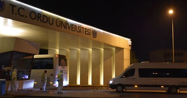 Polonya'daki 212 Türk vatandaşı Ordu'ya getirildi
