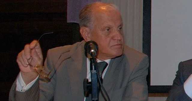 Prof. Dr. Ülkü Azrak, Kovid-19 nedeniyle hayatını kaybetti