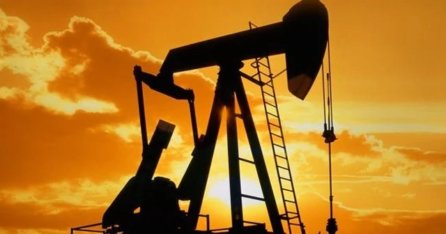 Rusya'dan petrol talebinin düşeceğine ilişkin açıklama