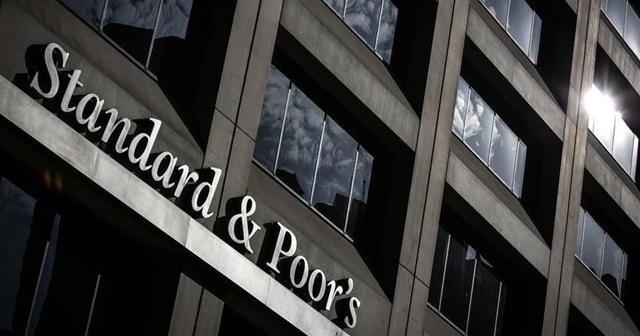 S&amp;P: Küresel kredi koşulları virüs, petrol ve oynaklık tehdidiyle karşı karşıya