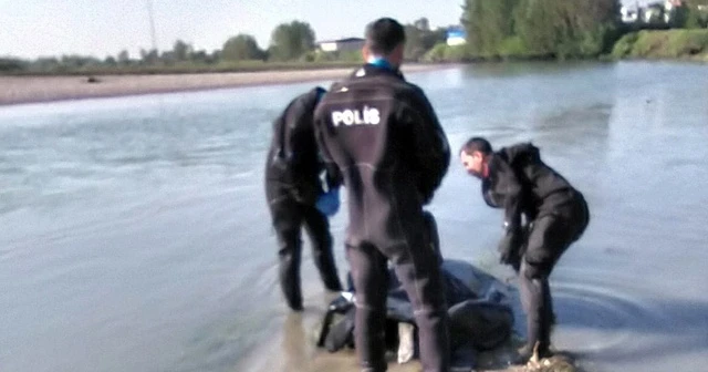 Seyhan Nehri'ne düşen gencin cesedi bulundu