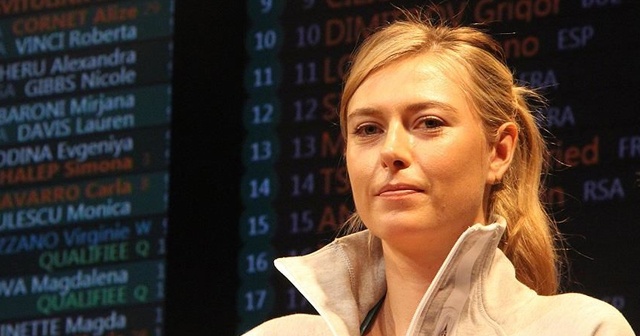 Sharapova, telefon numarasını sosyal medyadaki takipçileriyle paylaştı