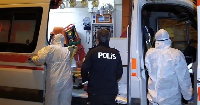 Sokakta yatan adam eşi tarafından zehirlendiğini iddia etti