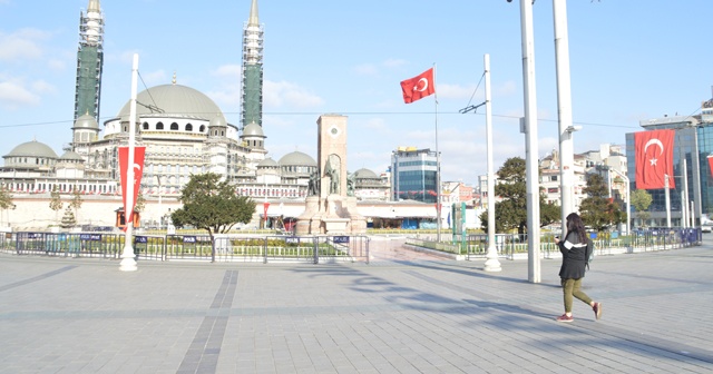 Taksim Meydanı, boş kaldı