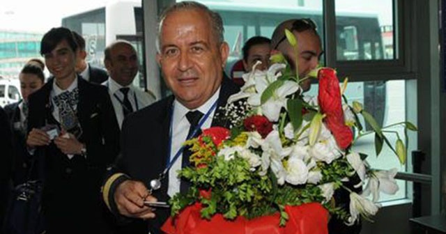 THY’nin emekli kaptan pilotu Mustafa Özden Türkön, koronavirüs nedeniyle hayatını kaybetti