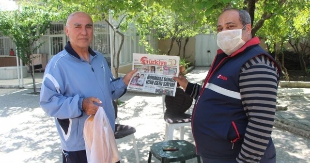 Türkiye Gazetesi yaşlılara kol kanat oldu