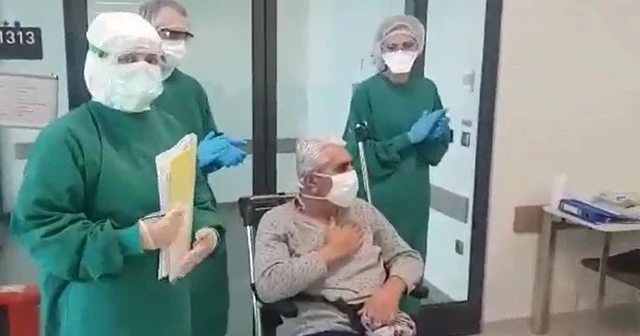Yoğun bakımdaydı, virüsü yendi alkışlarla taburcu oldu