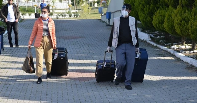 Yurtlarda karantinaya alınan 63 bin kişiden 34 bininin gözlem süresi tamamlandı