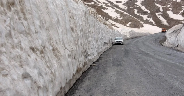 &#039;Dokuzuncu Gezegen&#039; yolunda kar kalınlığı 4 metreyi buluyor