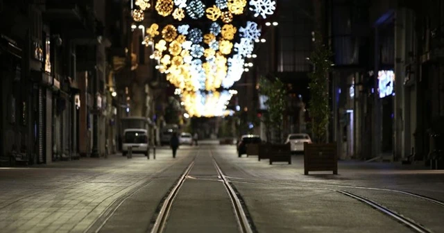 3 günlük sokağa çıkma kısıtlaması başladı
