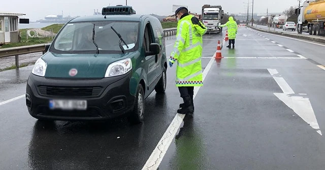 31 kente seyahat kısıtlaması 1 gün uzatıldı
