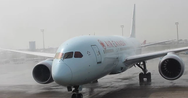 Air Canada Kovid-19 salgını nedeniyle çalışan sayısını yarı yarıya azaltacak
