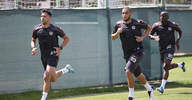 Alanyaspor, günün ilk antrenmanını tamamladı