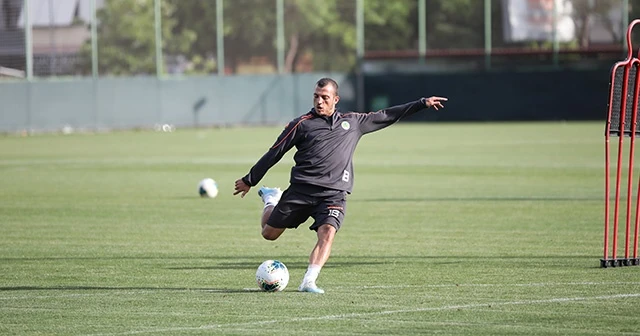 Alanyaspor'un genç futbolcusunun forma hırsı