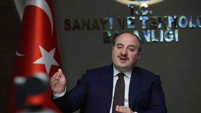 Bakan Varank: Kovid-19 aşısında 3 hocamız hayvan deneyleri aşamasına geldi