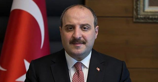 Bakan Varank: "Yerli solunum cihazları Somali'ye nefes oldu"