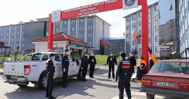 Bartın’a sahte belgeyle girmeye çalışan 12 kişiden biri koronalı çıktı