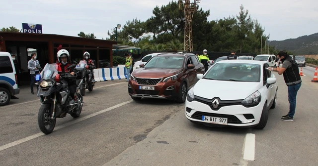 Bodrum’a 3 günde 28 bin araç giriş yaptı