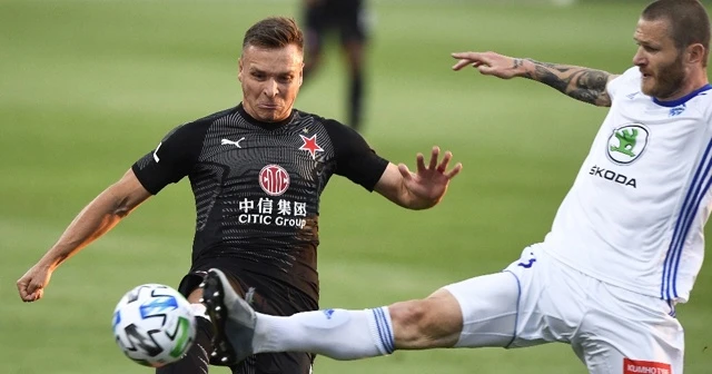 Çekya’da lider Slavia Prag hata yapmadı