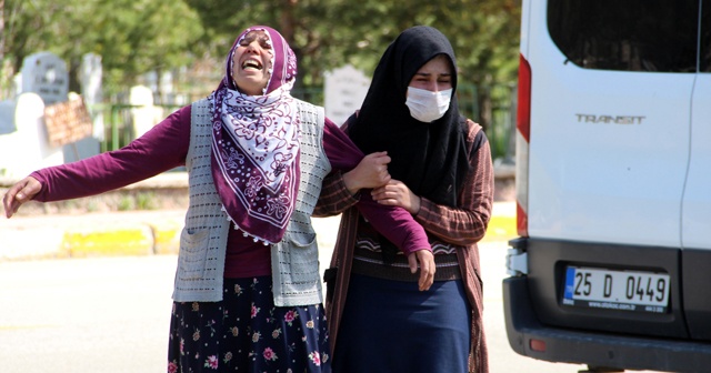 Cenazesi köye defnedilmedi, yakınları sinir krizi geçirdi