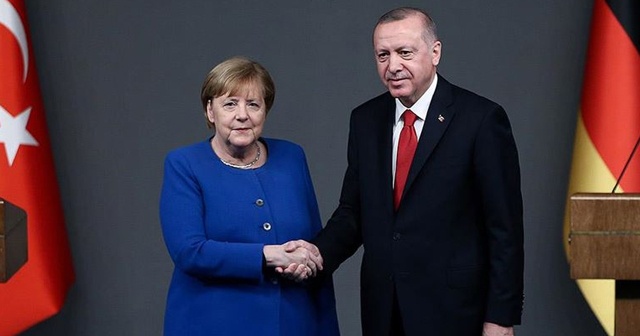 Cumhurbaşkanı Erdoğan, Almanya Başbakanı Merkel ile telefon görüşmesi gerçekleştirdi