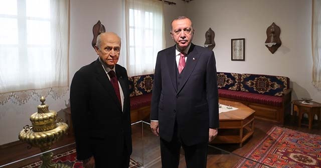 Cumhurbaşkanı Erdoğan ve Bahçeli, Demokrasi ve Özgürlükler Adası'nı gezdi