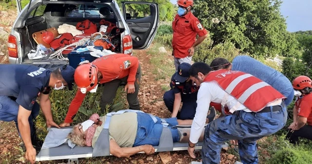 Dağlık alanda kadın ve oğluna kurtarma operasyonu