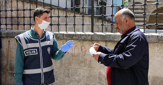 Denizli’de maske kullanımı zorunlu hale geldi