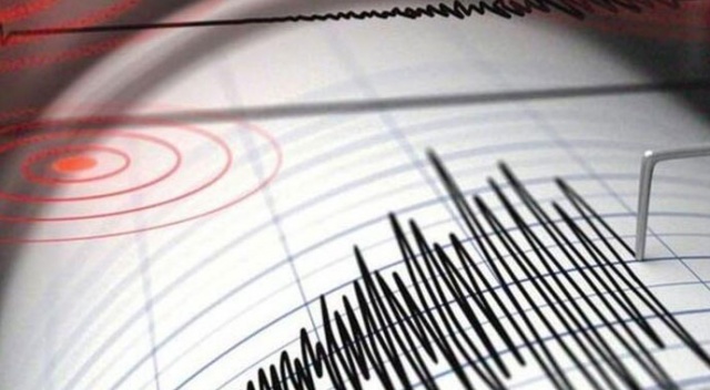 Ege Denizi&#039;nde 4,1 büyüklüğünde deprem oldu