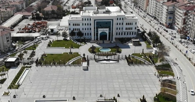 Elazığ'da yaşlı hasta bakım merkezi çalışanlarına Covid-19 testi şartı