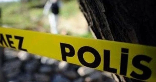 Evinin önündeki ağaçta asılı bulundu