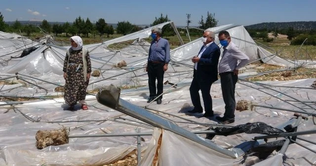 Fırtınada 168 üreticinin 510 dekar serası hasar gördü